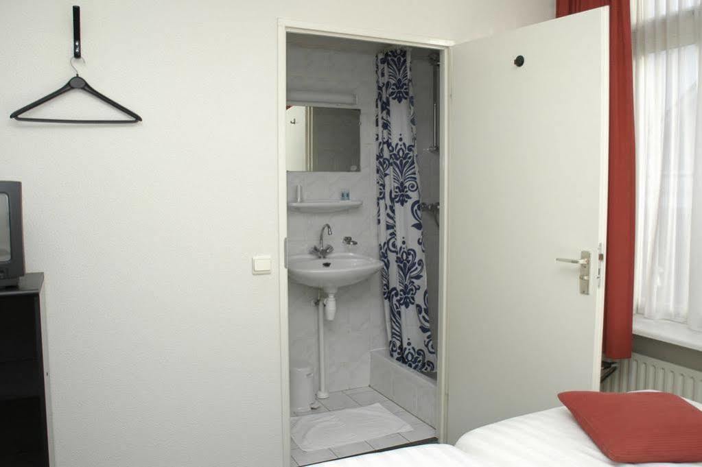 Hotel Triniteit แตร์นอยเชิน ภายนอก รูปภาพ