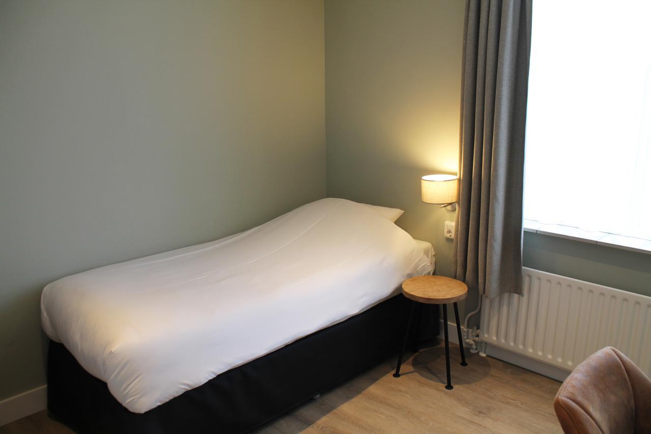 Hotel Triniteit แตร์นอยเชิน ภายนอก รูปภาพ