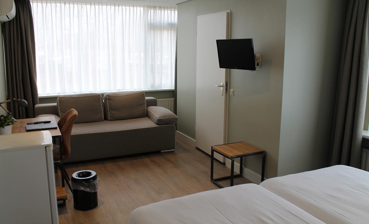 Hotel Triniteit แตร์นอยเชิน ภายนอก รูปภาพ